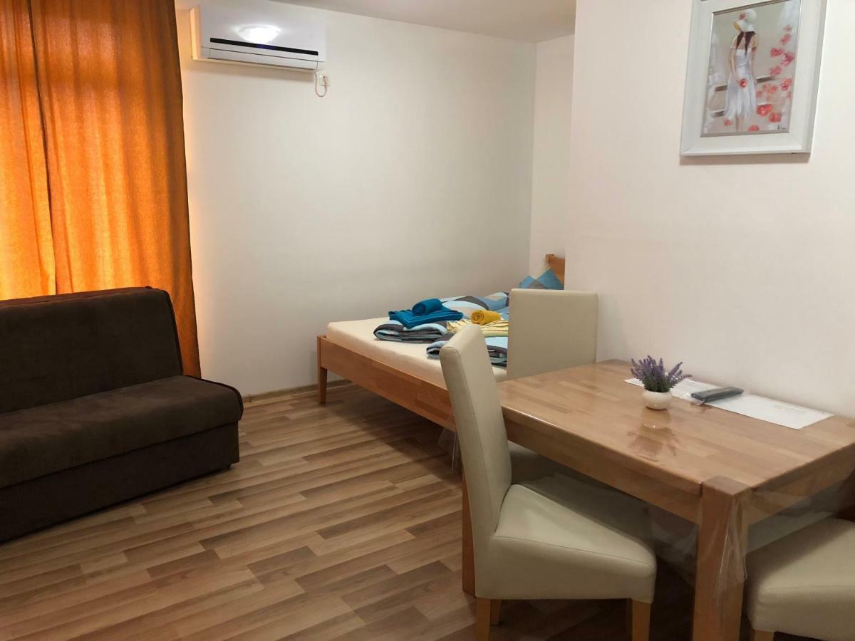 Apartment & Rooms Thomas โคเรนนิซา ภายนอก รูปภาพ