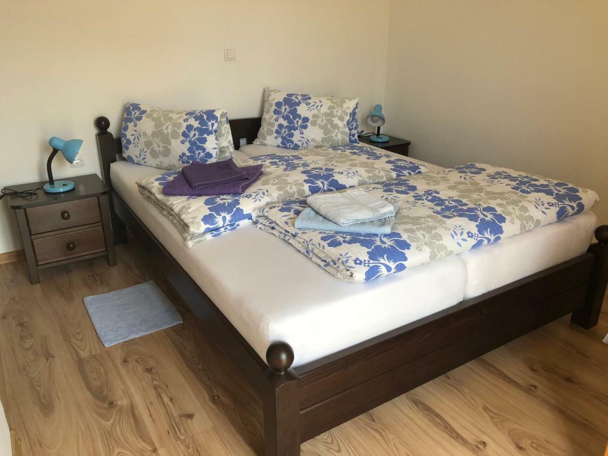 Apartment & Rooms Thomas โคเรนนิซา ภายนอก รูปภาพ